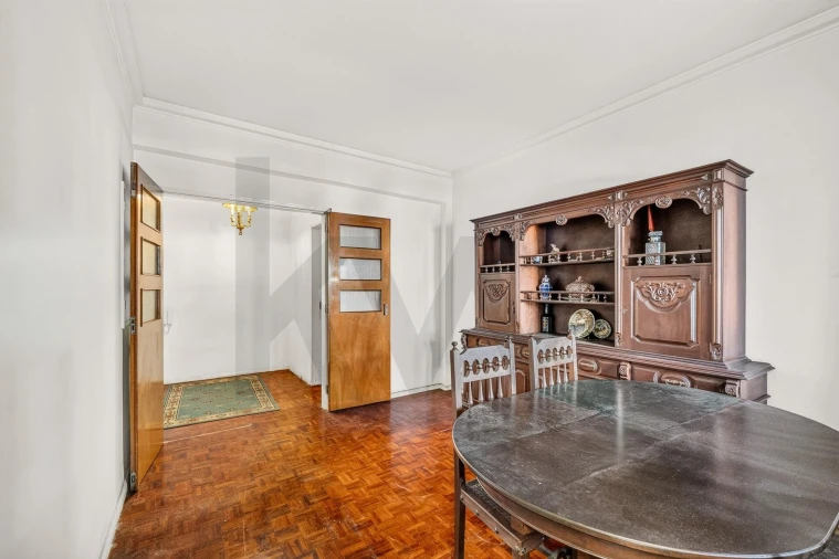 Apartamento T4 para Venda em Alfragide Foto 10