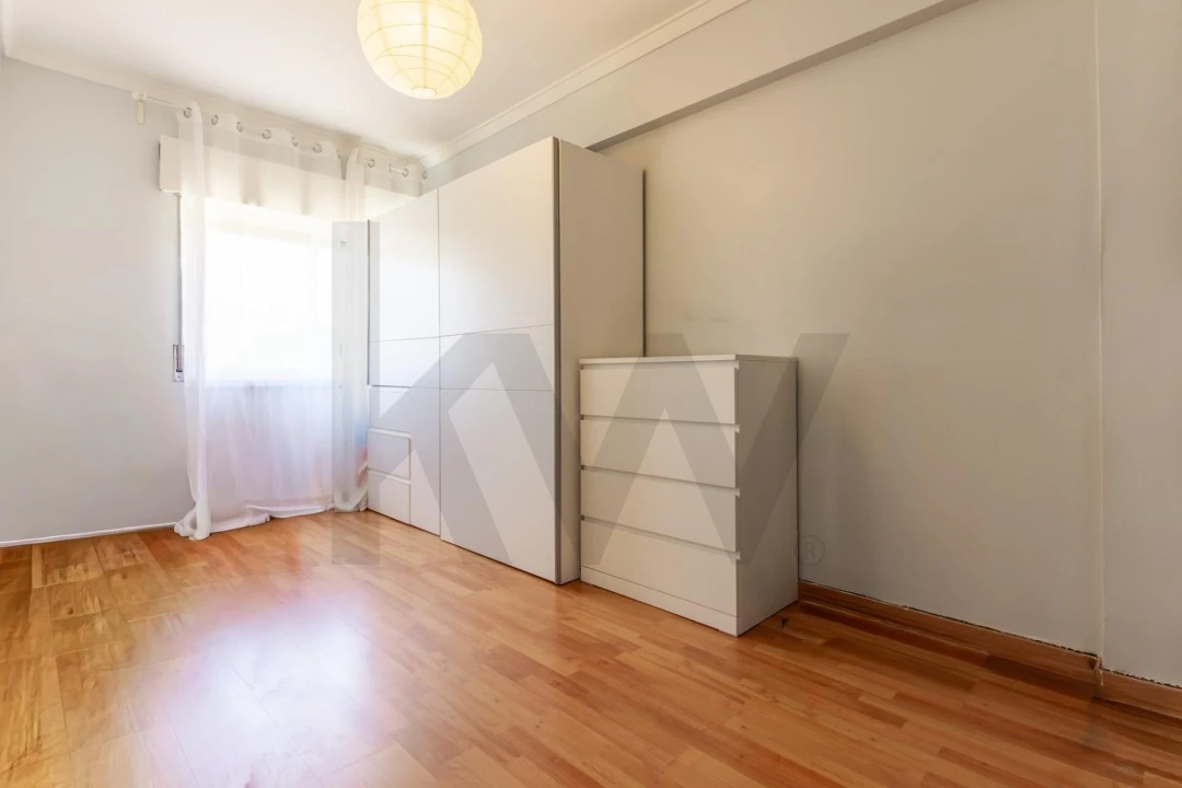 Apartamento T3 para Venda em Almada, Cova da Piedade, Pragal e Cacilhas Foto 14