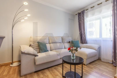 Apartamento T3 para Venda em Almada, Cova da Piedade, Pragal e Cacilhas