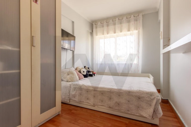 Apartamento T3 para Venda em Almada, Cova da Piedade, Pragal e Cacilhas Foto 17
