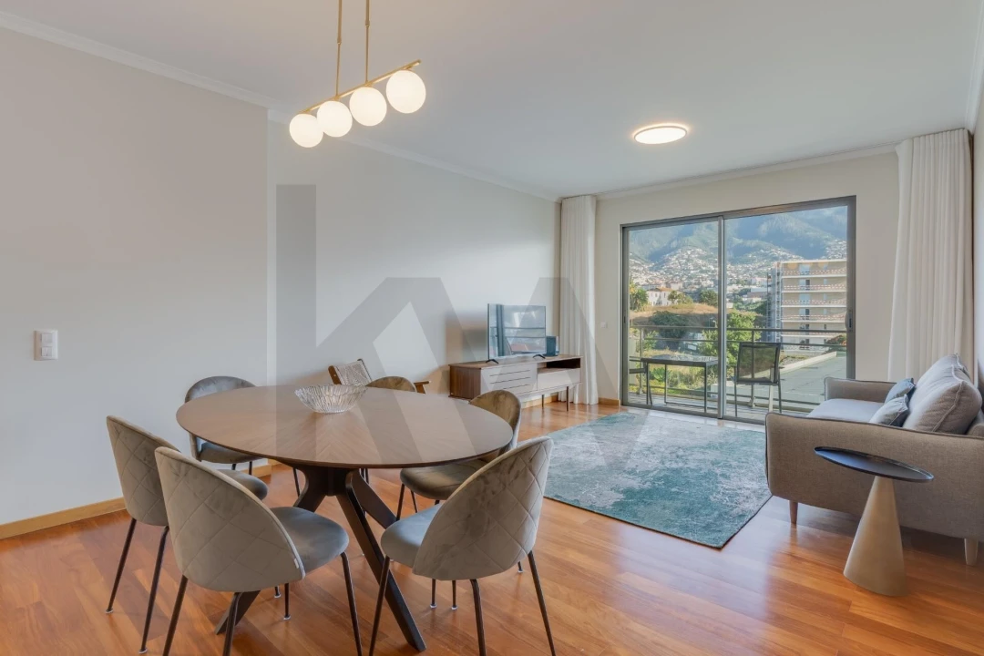 Apartamento T3 para Arrendamento em São Martinho Foto 1