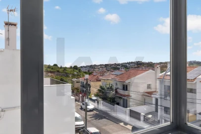 Moradia T3 para Venda em Oeiras e São Julião da Barra, Paço de Arcos e Caxias