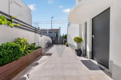 Moradia T3 para Venda em Oeiras e São Julião da Barra, Paço de Arcos e Caxias