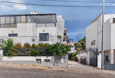 Moradia T3 para Venda em Oeiras e São Julião da Barra, Paço de Arcos e Caxias