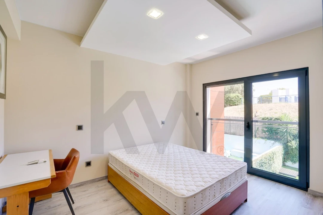 Moradia T3 para Venda em Porto Salvo Foto 15