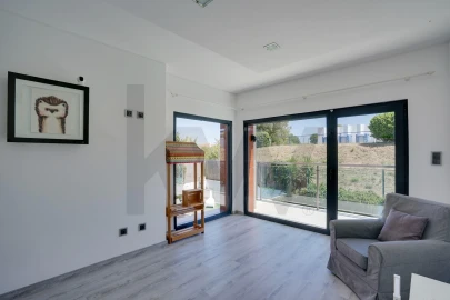 Moradia T3 para Venda em Porto Salvo