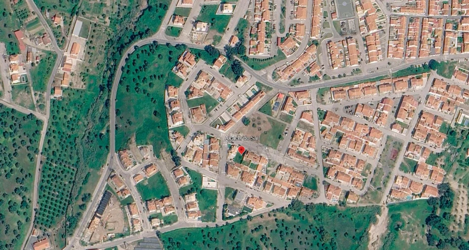 Terreno para Venda em Santa Maria do Castelo e Santiago e Santa Susana Foto 5
