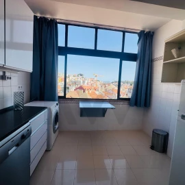 Apartamento T3 para Arrendamento em Arroios
