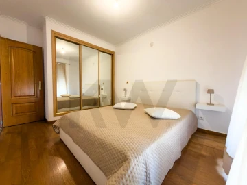Apartamento T3 para Venda em Baixa da Banheira e Vale da Amoreira