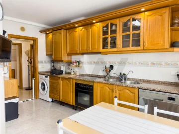 Apartamento T3 para Venda em Baixa da Banheira e Vale da Amoreira