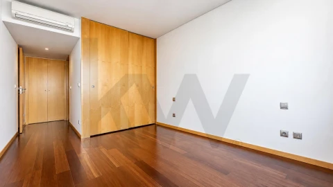 Apartamento T2 para Venda em Requeixo, Nossa Senhora de Fátima e Nariz