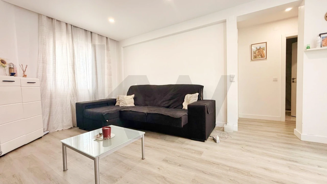 Apartamento T2 para Venda em Quinta do Conde Foto 2