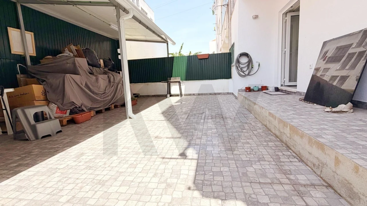 Apartamento T2 para Venda em Quinta do Conde Foto 15