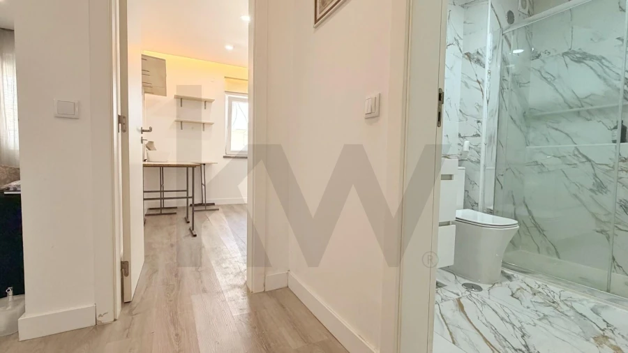 Apartamento T2 para Venda em Quinta do Conde Foto 12