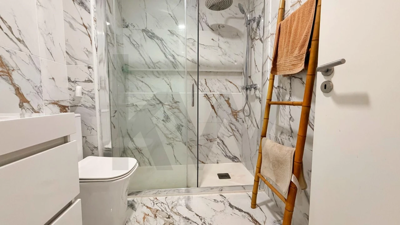 Apartamento T2 para Venda em Quinta do Conde Foto 10