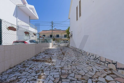 Moradia T4 para Venda em Seixal, Arrentela e Aldeia de Paio Pires