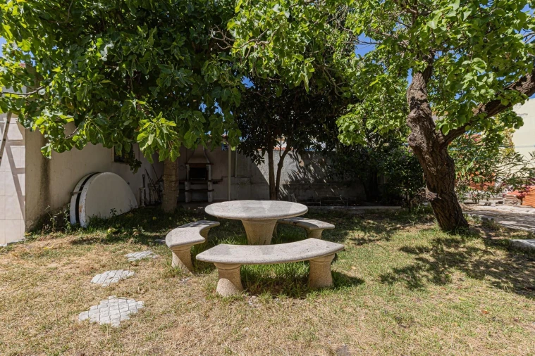 Moradia T4 para Venda em Seixal, Arrentela e Aldeia de Paio Pires Foto 34