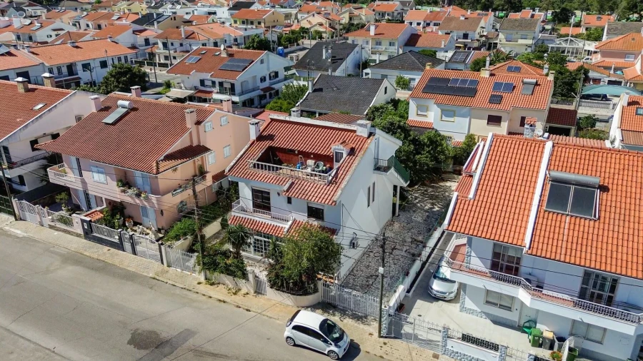 Moradia T4 para Venda em Seixal, Arrentela e Aldeia de Paio Pires Foto 3