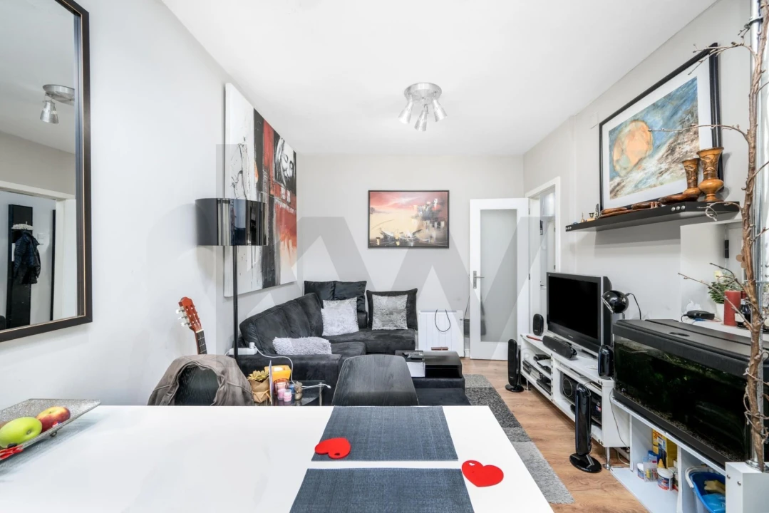 Apartamento T1 para Venda em Cedofeita, Santo Ildefonso, Sé, Miragaia, São Nicolau e Vitória Foto 4