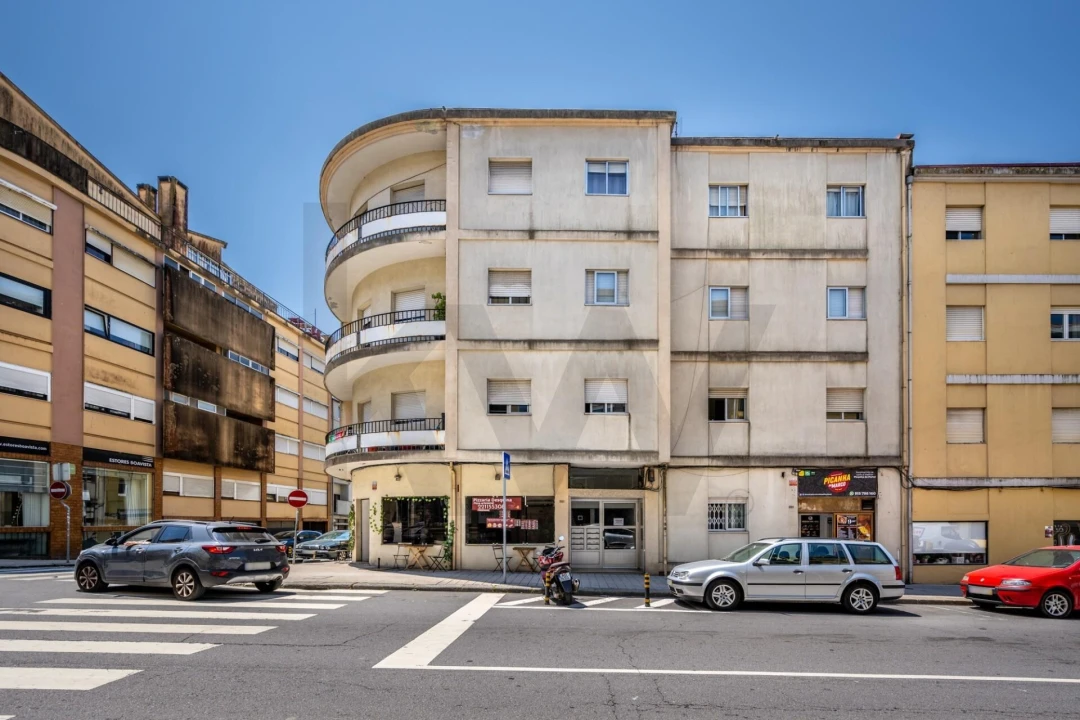 Apartamento T1 para Venda em Cedofeita, Santo Ildefonso, Sé, Miragaia, São Nicolau e Vitória Foto 13
