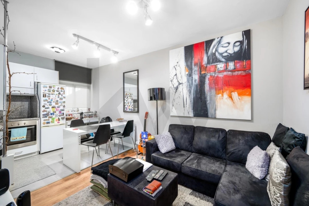 Apartamento T1 para Venda em Cedofeita, Santo Ildefonso, Sé, Miragaia, São Nicolau e Vitória Foto 1