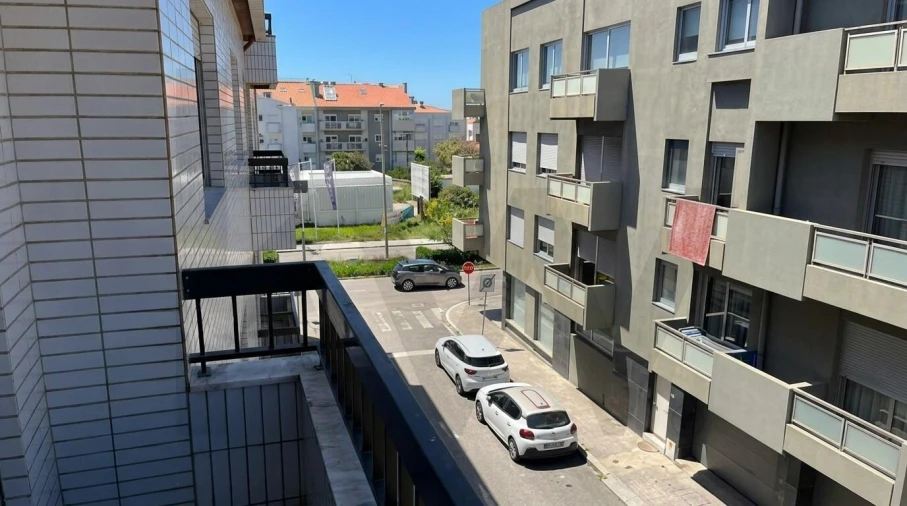 Apartamento T2 para Venda em Espinho Foto 18