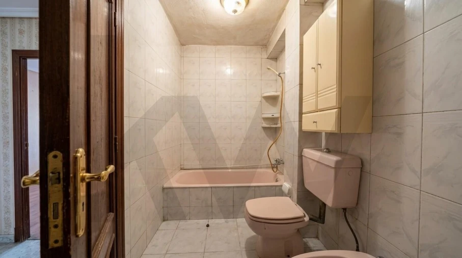 Apartamento T2 para Venda em Espinho Foto 14