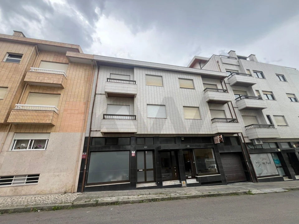 Apartamento T2 para Venda em Espinho Foto 1