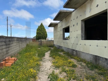 Terreno para Venda em Oliveirinha