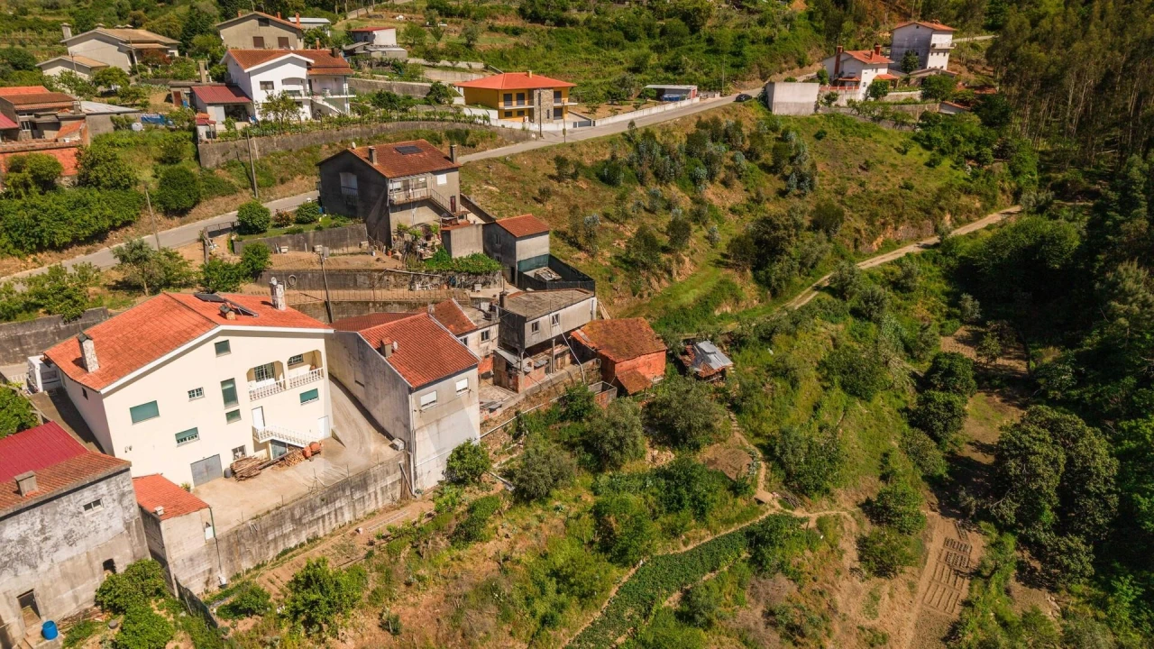 Moradia T4 para Venda em Figueira de Lorvão Foto 26