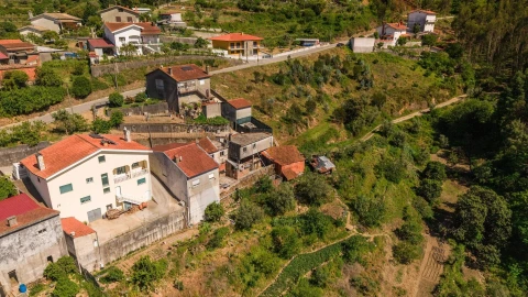 Moradia T4 para Venda em Figueira de Lorvão