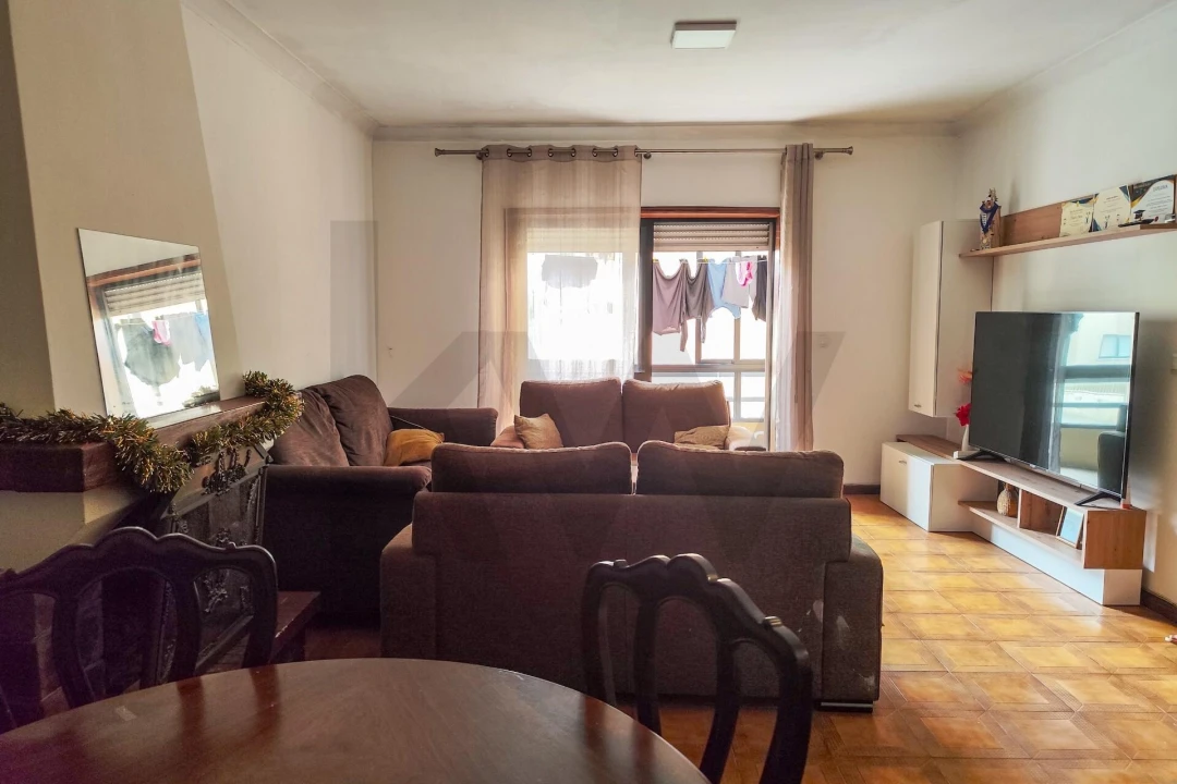 Apartamento T2 para Venda em Rio Tinto Foto 9
