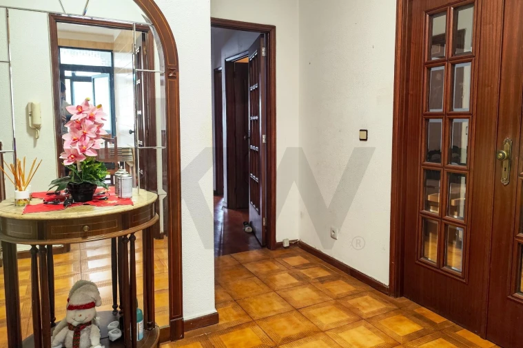 Apartamento T2 para Venda em Rio Tinto Foto 6