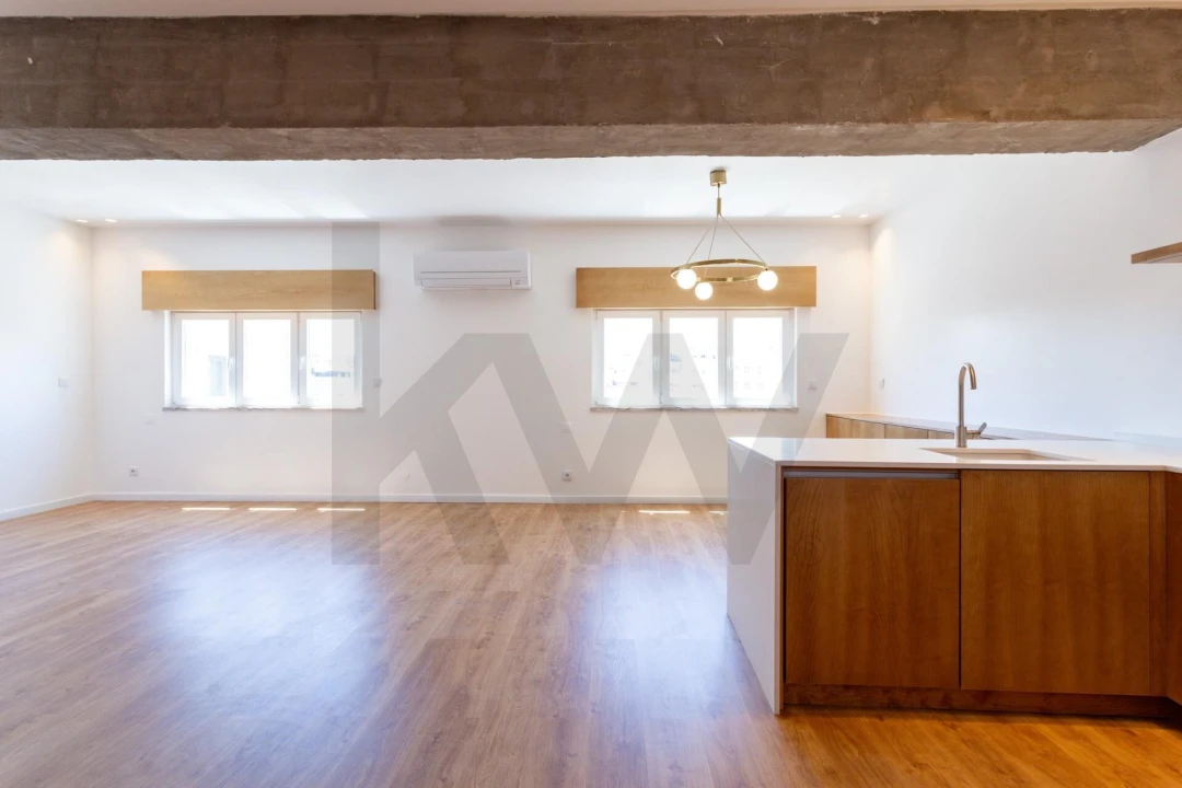 Apartamento T3 para Arrendamento em Avenidas Novas Foto 2