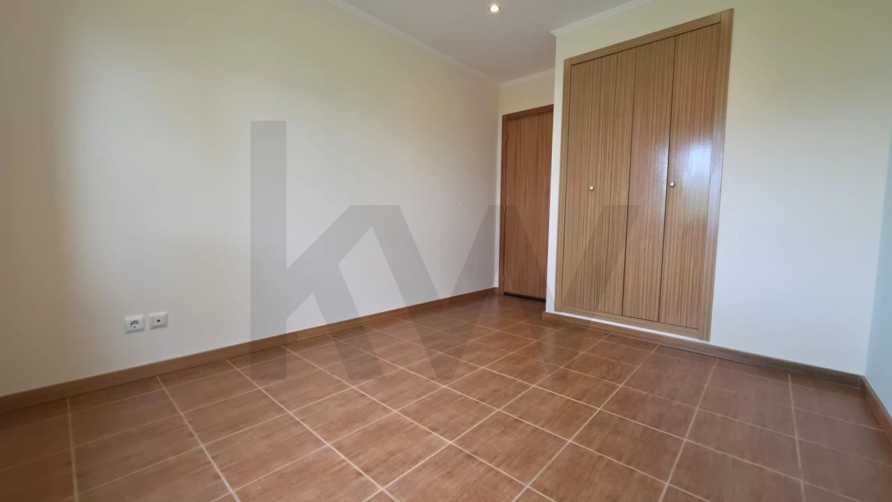 Apartamento T3 para Venda em Praia da Vitoria (Santa Cruz) Foto 16