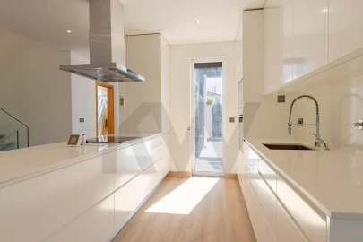 Moradia T4 para Venda em Alcabideche