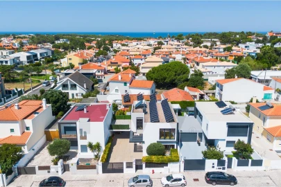 Moradia T4 para Venda em Alcabideche