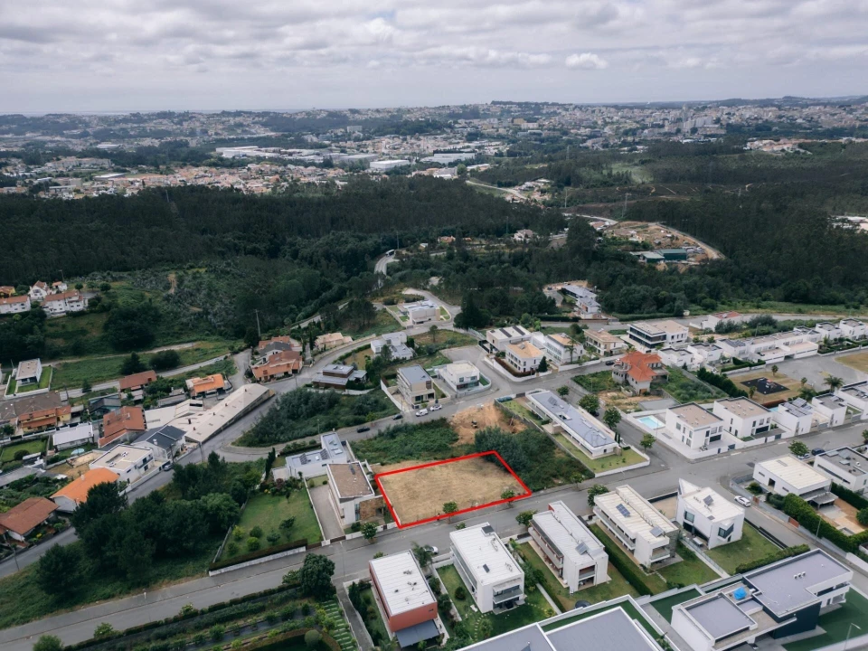 Terreno para Venda em Nogueira do Cravo e Pindelo Foto 3