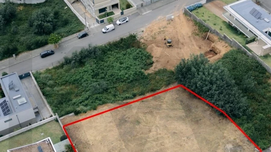 Terreno para Venda em Nogueira do Cravo e Pindelo