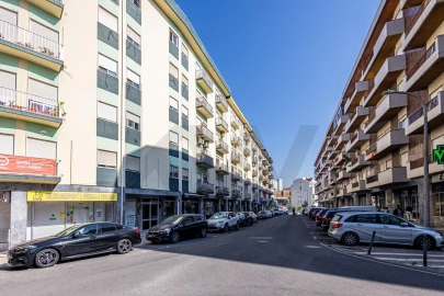 Apartamento T3 para Venda em Romeira e Várzea