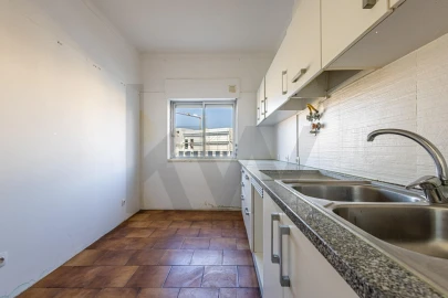 Apartamento T3 para Venda em Romeira e Várzea