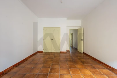 Apartamento T3 para Venda em Romeira e Várzea
