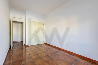 Apartamento T3 para Venda em Romeira e Várzea