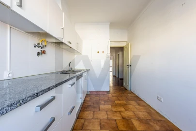 Apartamento T3 para Venda em Romeira e Várzea