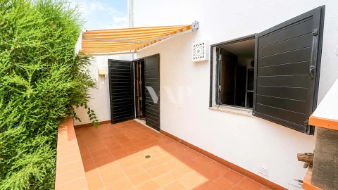 Moradia T3 para Venda em Quarteira