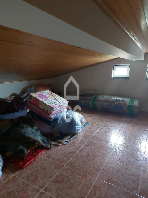 Moradia T6 para Venda em Fragosela