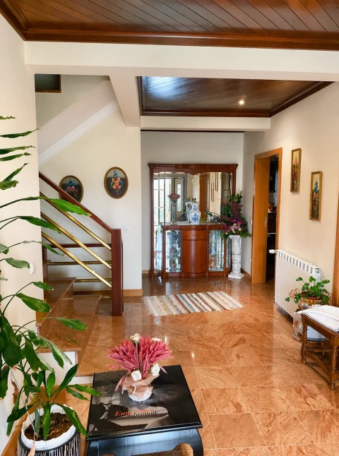 Moradia T6 para Venda em Fragosela
