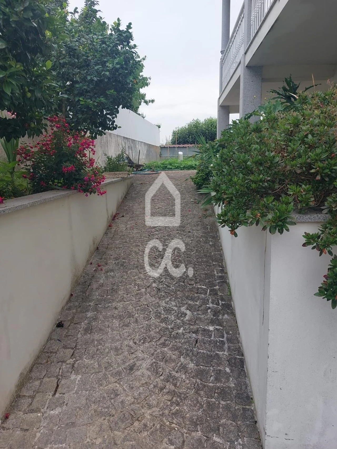 Moradia T6 para Venda em Fragosela Foto 37