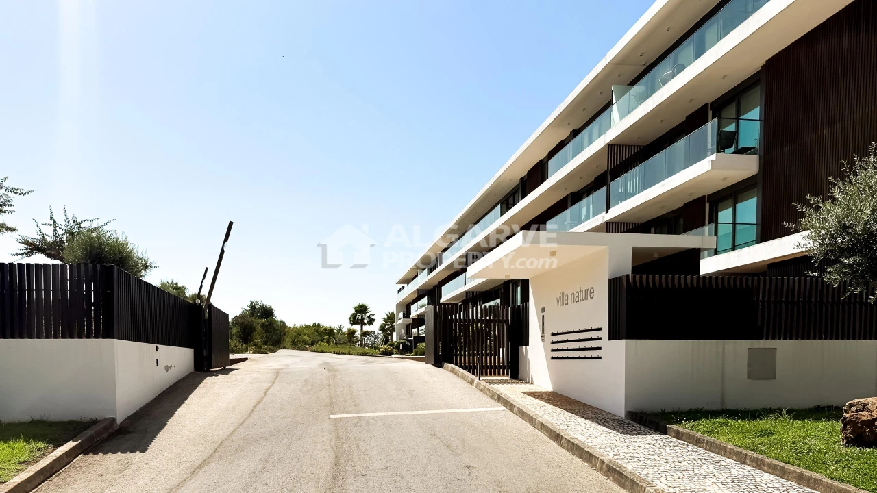 Apartamento T2 para Venda em Quarteira Foto 45