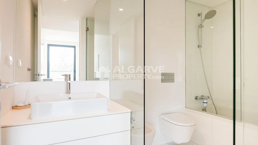 Apartamento T2 para Venda em Quarteira Foto 30